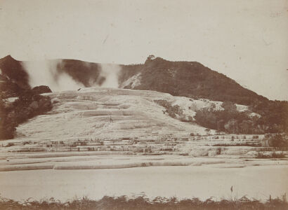 UNKNOWN PHOTOGRAPHER Pink and White Terraces