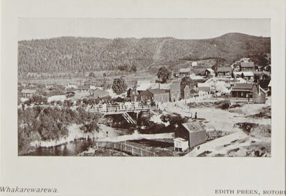 PHOTOGRAPHIC POSTCARD Whakarewarewa