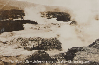 PHOTOGRAPHIC POSTCARD The Punch-Bowl, Inferno and Hell's Gates, Tikitere