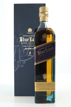 (1) Johnnie Walker Blue Label Blended Scotch Whisky, 40% ABV (GB)