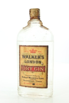 (1) Hiram Walker & Sons Walker's London Dry Gin, Canada, 750ml, 43% ABV, Circa. 1950's (Low Fill)