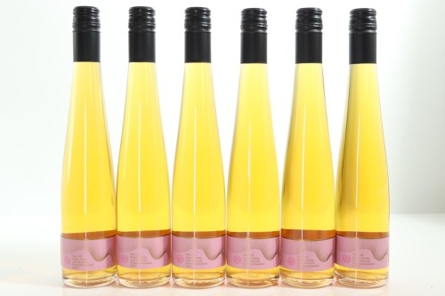 (6) 2020 Te Awanga Estate One Off Super Sticky Late Harvest Gewurztraminer, 375ml