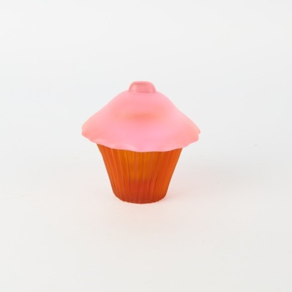 A Cast Glass Cupcake Box by NZ Artist