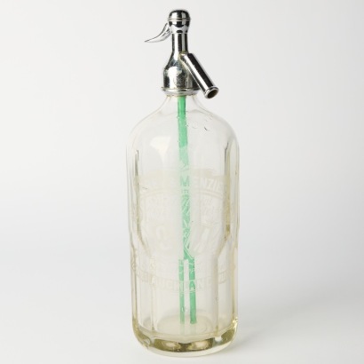 A "Grey & Menzies" (NZ) Glass Soda Syphon Bottle