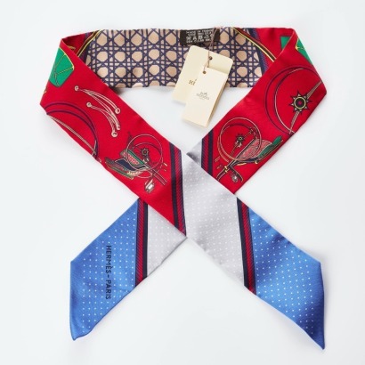 Herm&egrave;s, 100% Silk, Les Voitures &agrave; Transformation Twilly with Box