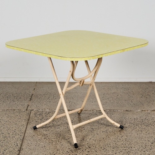 A Foldable Retro Formica Table