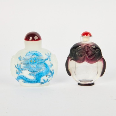 A 20 Century Chinese Painted Glass Dragon Decorated Snuff Bottle and a Beijing Glass Snuff Bottle