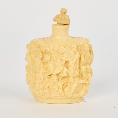 A 20 Century Chinese Carved Bone Figural Snuff Bottle