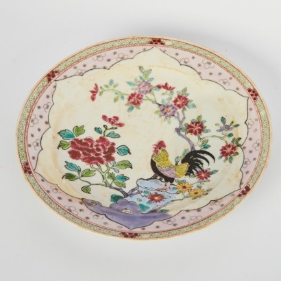 A 19th Century Chinese Qing Dynasty Famille Rose Dish with Birds and Flowers