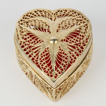 A Filigree Trinket Box Circa 1980&sbquo;&Auml;&ouml;&radic;&Ntilde;&radic;&yen;s