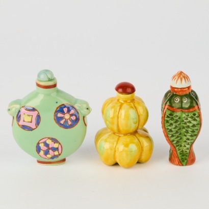 A Group of Three Chinese 20th Century Porcelain Snuff Bottles