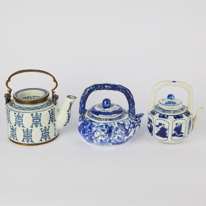A Group of Three Chinese 20th Century Blue and White Teapots