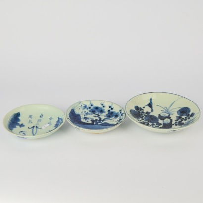 A Group of Three Chinese 19th Century Blue and White 'Floral' Dishes