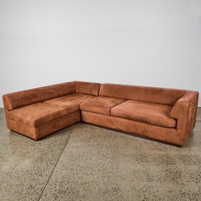 A Contemporary New Zealand Made Section Sofa in Warwick Fabric