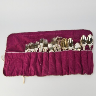 A Collection of Sterling Silver Fiddle and Thread Patterned Cutlery 2.628kg