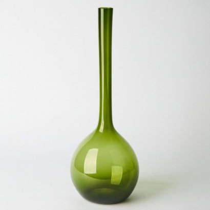 An Arthur Percy bottle vase for Gullaskruf