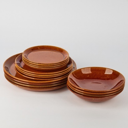 A Sixteen Piece. Four Place "Pioneer" Crown Lynn Dinner Set