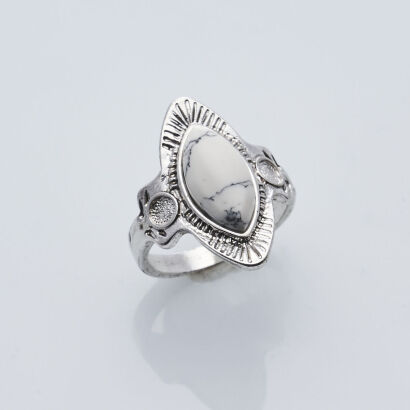 Marble Vintage Style Ring