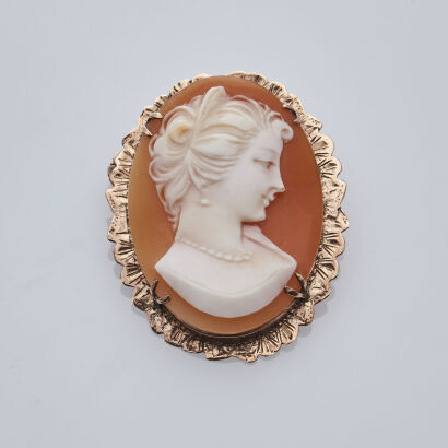 9ct Cameo Brooch