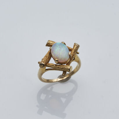 14ct Vintage Opal Ring