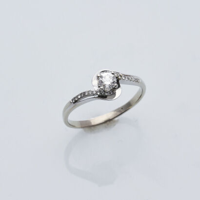 18ct White Gold Diamond Ring