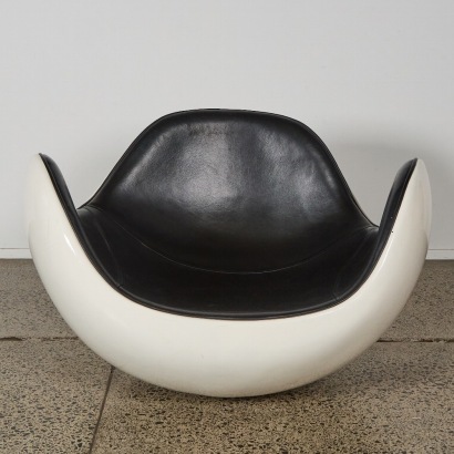 A Placentero Style Rocking Lounge Chair