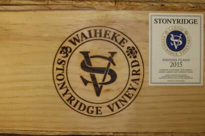 (12) 2015 Stonyridge Larose, Waiheke