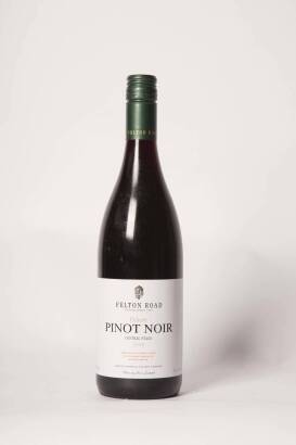 (1) 2009 Felton Road Calvert Pinot Noir, Central Otago