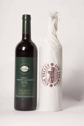 (2) 2000 Esk Valley Merlot/Cabernet Sauvignon/Malbec Reserve, Hawkes Bay