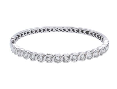 18ct White Gold Diamond Bangle