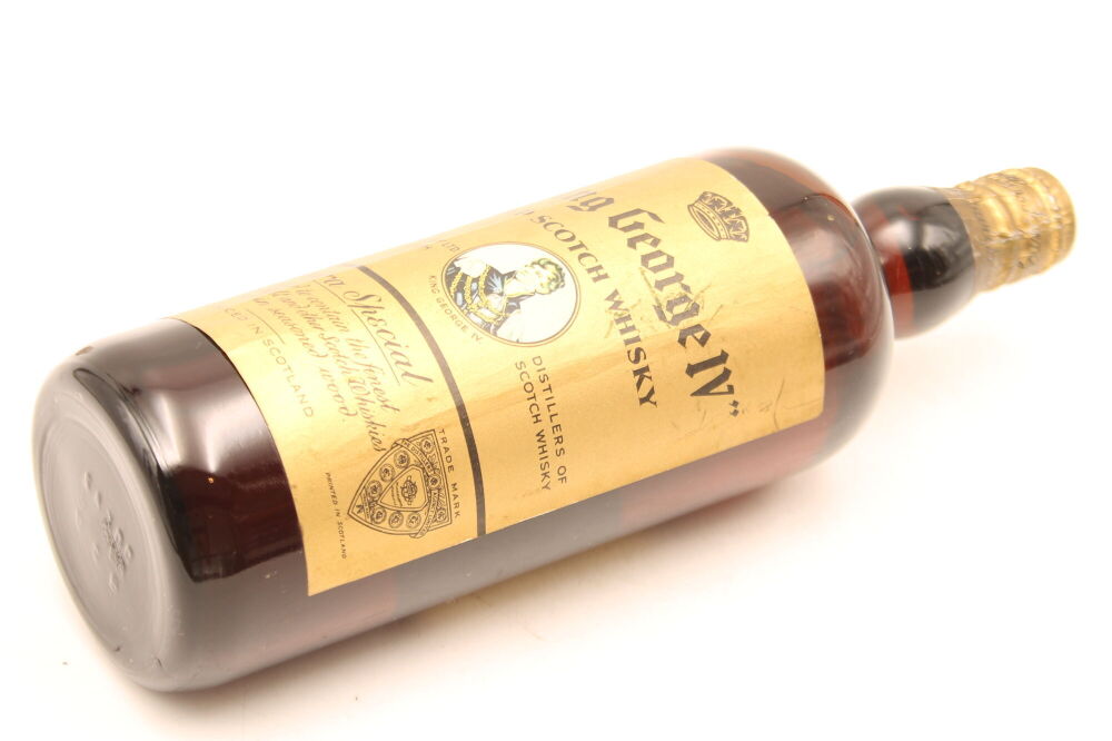 1) King George IV Extra Special Old Scotch Whisky, circa 1950s