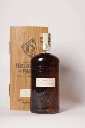 (1) Highland Park Single Malt aged 30 years