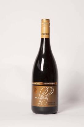 (1) 2009 Mount Difficulty Pipeclay Pinot Noir, Central Otago