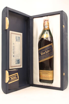 (1) Johnnie Walker Blue Label with original cardboard case and carry case, 43% ABV,  1750ml (GB)