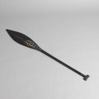 A Contemporary Waka Hoe Paddle