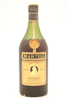 (1) Martell VSOP Medaillon Cognac,exculsive Hong Kong import, 40% ABV, 700ml, circa 1980s (GB)