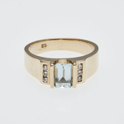 9ct Aquamarine and Diamond Ring