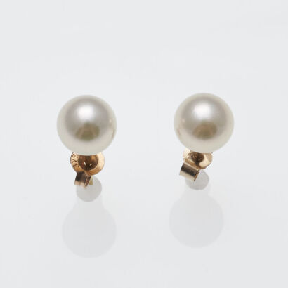 9ct Pearl Stud Earrings