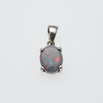 9ct White Gold Opal Pendant