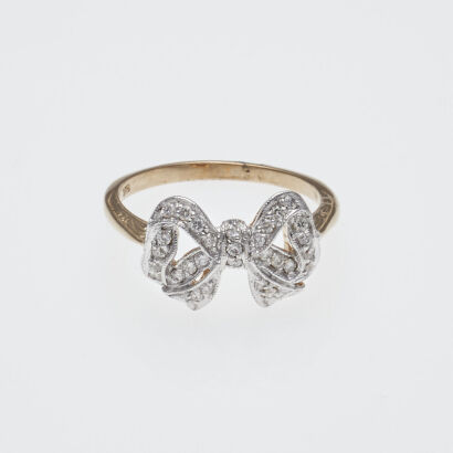 9ct Diamond Bow Ring