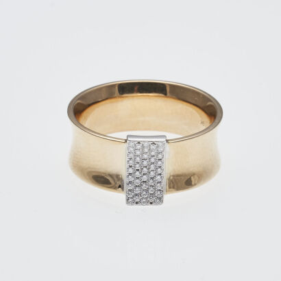 9ct Diamond Dress Ring