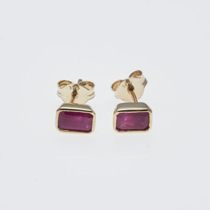 9ct Ruby Stud Earrings