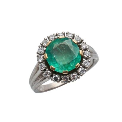 14ct White Gold Vintage Emerald and Diamond Ring