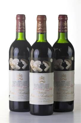 (3) 1986 Ch&acirc;teau Mouton Rothschild