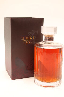 (1) Hibiki 30 Year Old Kacho Fugetsu Limited Edition, 43% ABV, 700ml