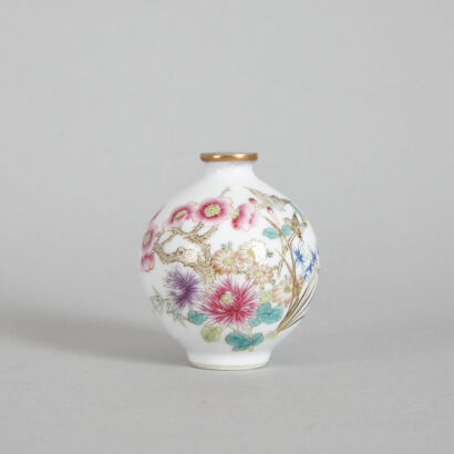 A Chinese Republic Period Famille Rose 'Floral and Bird' Snuff Bottle (Yinbing Mark, Liu Yucen)