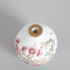 A Chinese Republic Period Famille Rose 'Floral and Bird' Snuff Bottle (Yinbing Mark, Liu Yucen) - 4