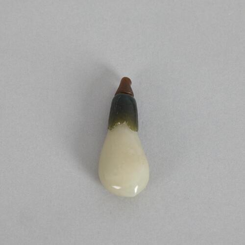 A Chinese Jade Carved Snuff Bottle