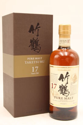 (1) Taketsuru 17 Year Old Pure Malt, 43% ABV, 700ml