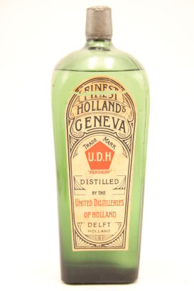 (1) Finest Holland's Geneva, circa 1950s